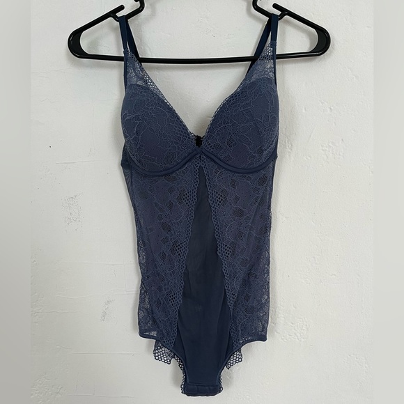 Leonisa Other - Leonisa Bodysuit Size 34B